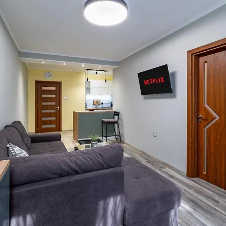 شقة Comfort فارنا